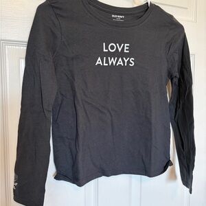 Old Navy set of 2 Long Sleeve Tees for Kids